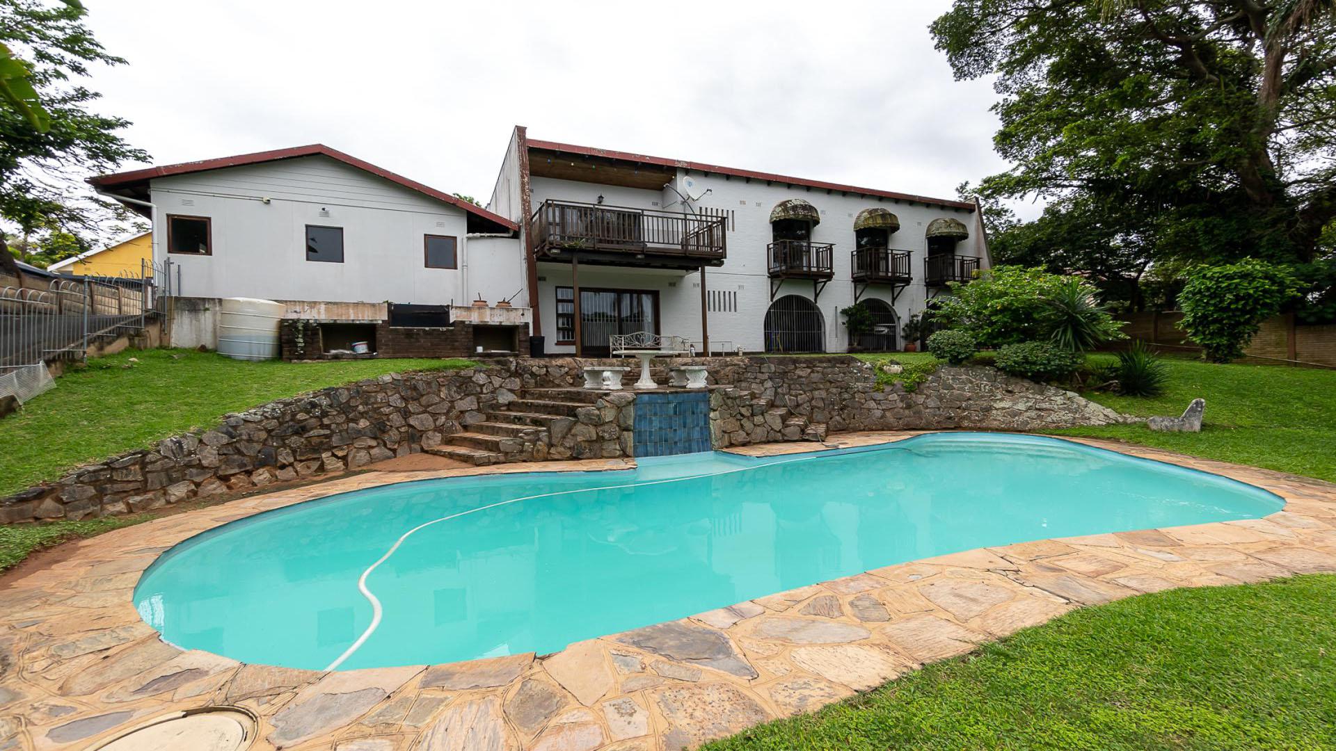 Front View of property in Amanzimtoti 