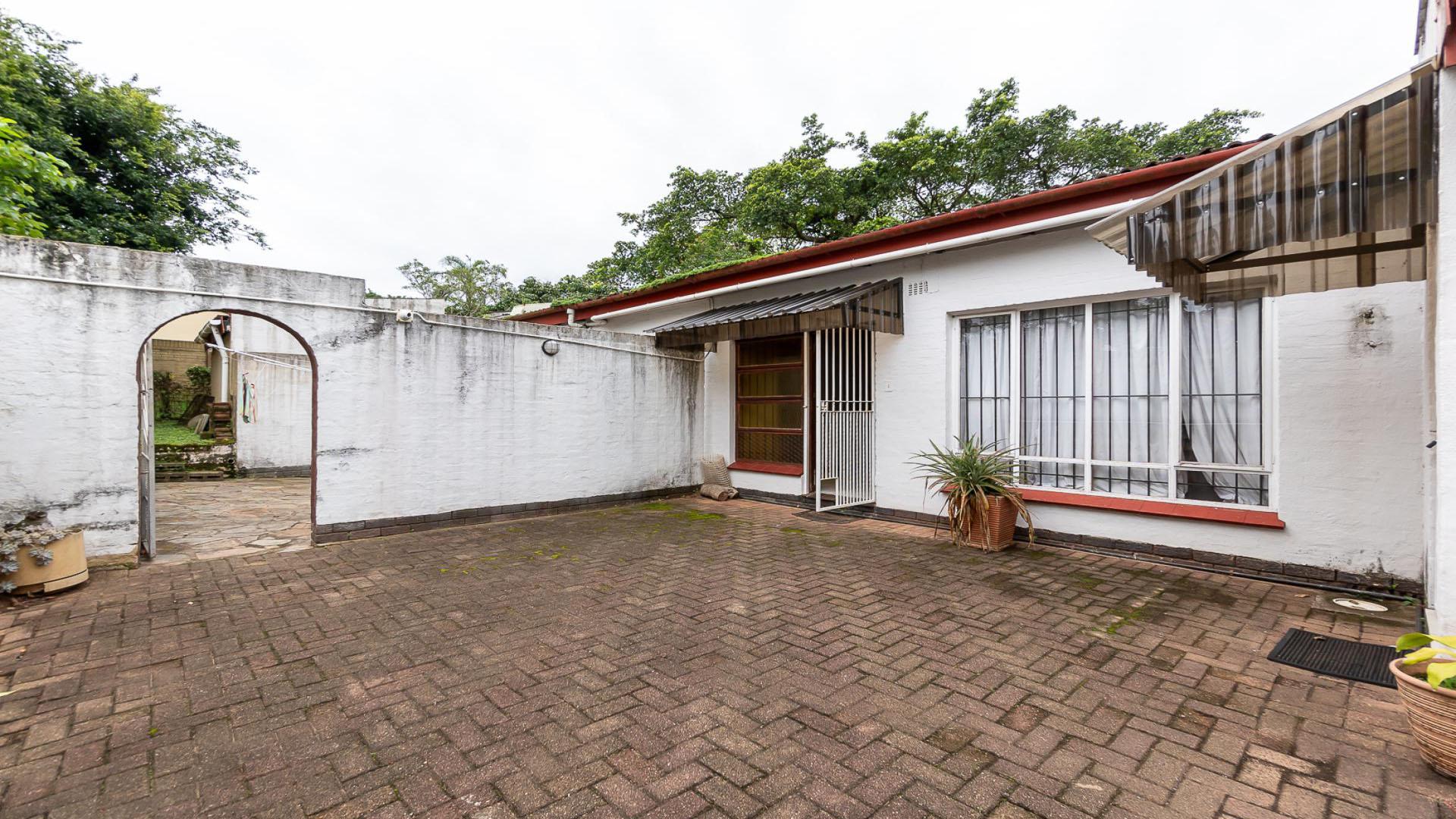 Backyard of property in Amanzimtoti 