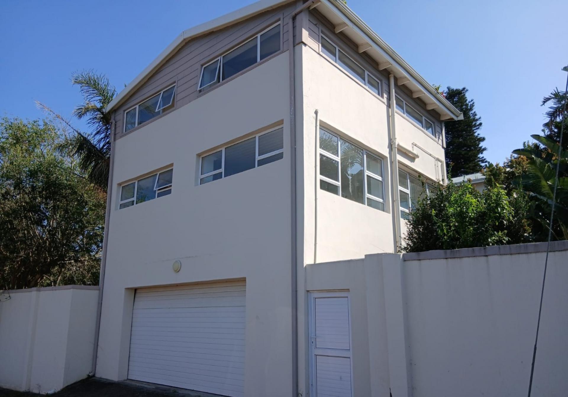 Front View of property in Beacon Bay