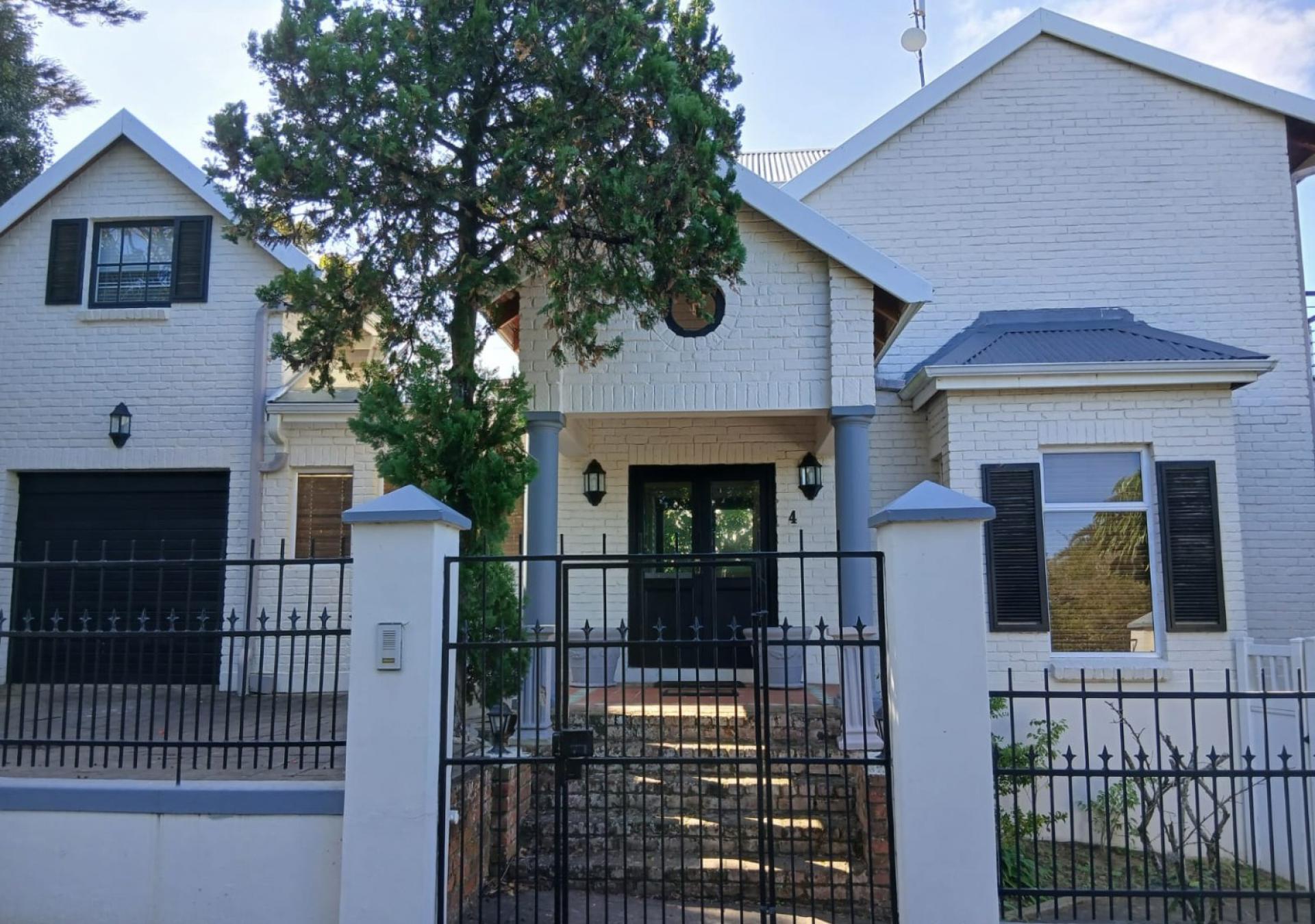 Front View of property in Beacon Bay