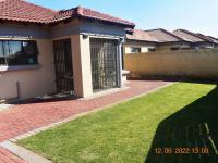 2 Bedroom 1 Bathroom House for Sale for sale in Dawn Park