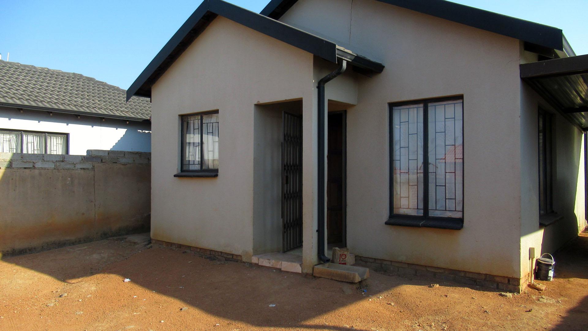 Front View of property in Soshanguve East