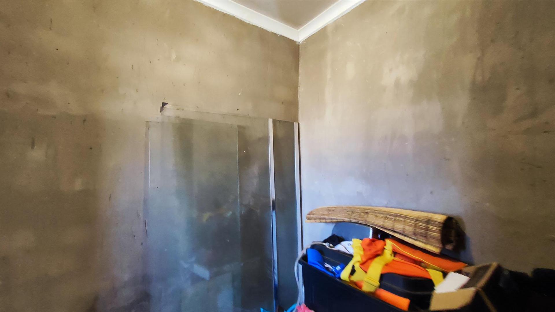 Bed Room 2 - 16 square meters of property in Meyerton