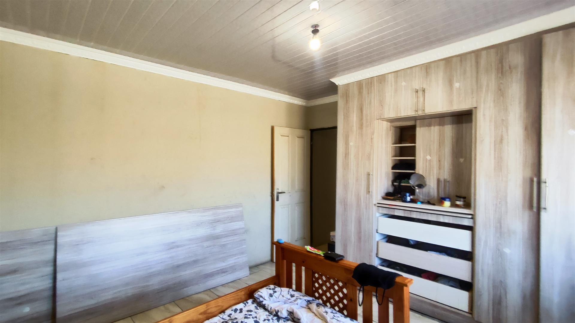 Bed Room 3 - 17 square meters of property in Meyerton