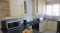 Kitchen - 13 square meters of property in Dalpark