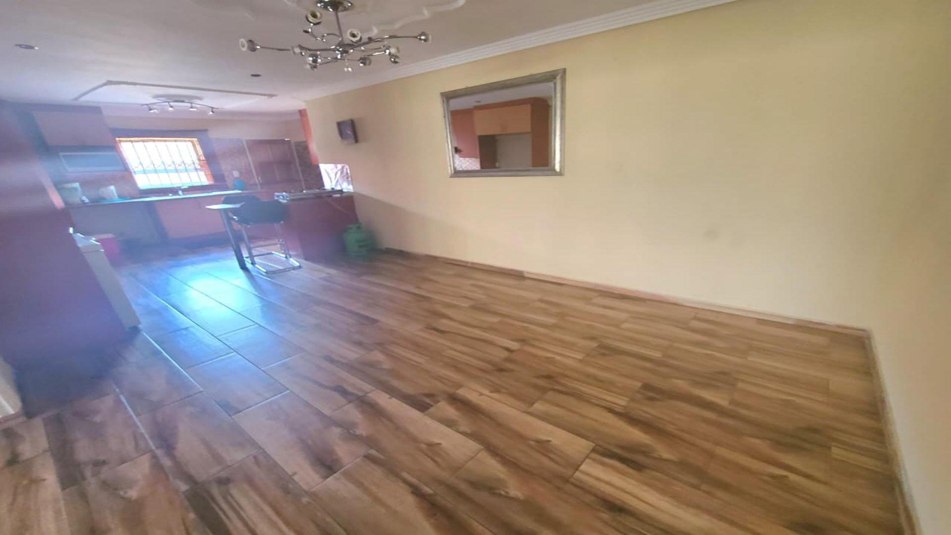 Dining Room of property in Selcourt