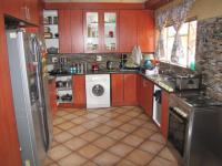 Kitchen - 18 square meters of property in Vanderbijlpark