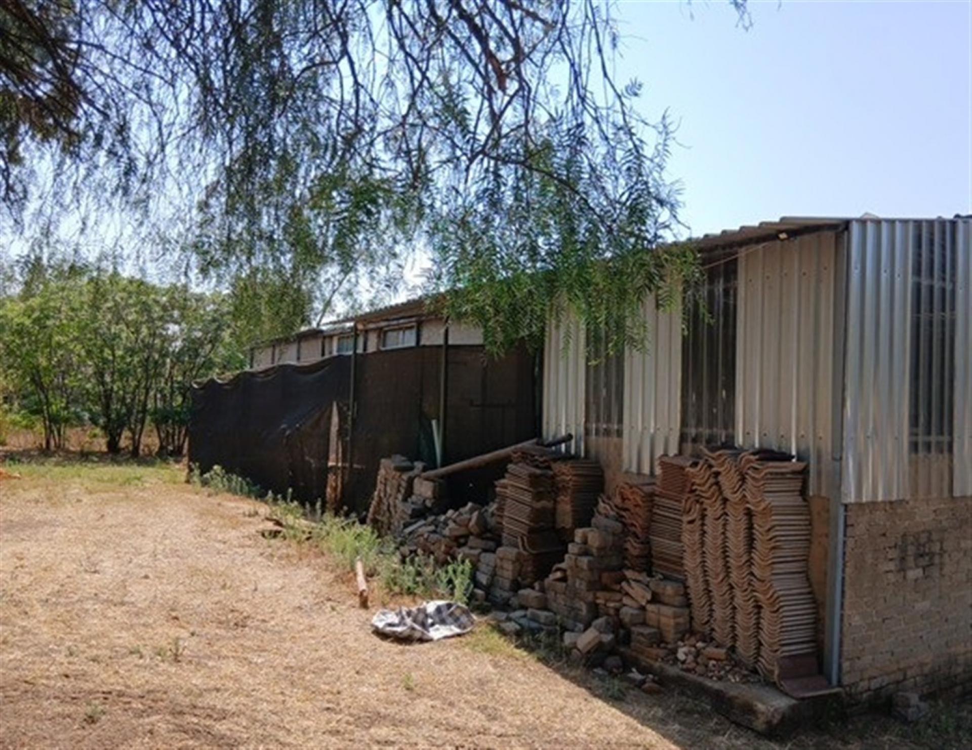 Front View of property in Rietvallei