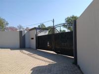 Front View of property in Rietvallei