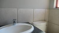 Bathroom 1 - 6 square meters of property in Willowbrook