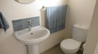 Main Bathroom - 3 square meters of property in Dalpark