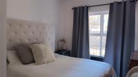 Bed Room 1 - 13 square meters of property in Kenilworth - CPT