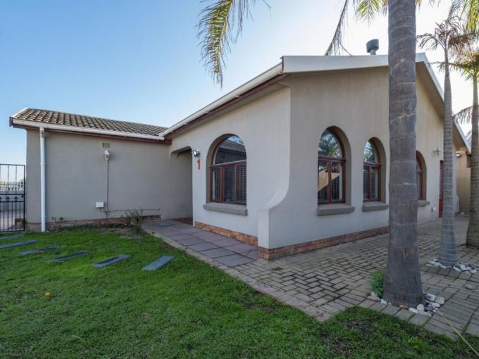 3 Bedroom House to Rent in Protea Hoogte - Property to rent - MR518440