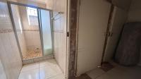 Bathroom 2 - 5 square meters of property in Florida