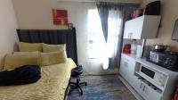Bed Room 1 - 16 square meters of property in Florida