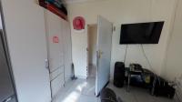 Bed Room 1 - 16 square meters of property in Florida
