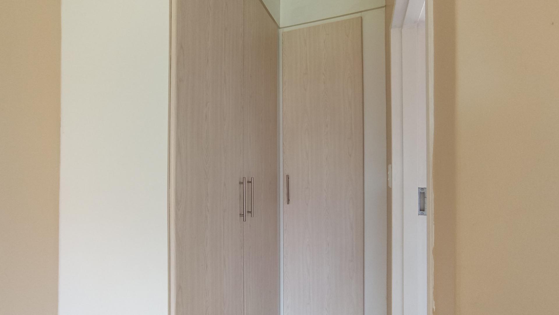 Main Bedroom - 19 square meters of property in Monavoni