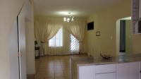 Kitchen - 10 square meters of property in Crystal Park