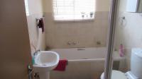 Bathroom 1 - 6 square meters of property in Crystal Park