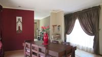 Dining Room - 20 square meters of property in Flamwood