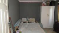 Bed Room 1 - 17 square meters of property in Marburg