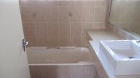 Bathroom 2 - 6 square meters of property in Randhart