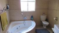 Main Bathroom - 12 square meters of property in Randhart
