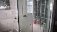 Bathroom 3+ - 13 square meters of property in Randhart