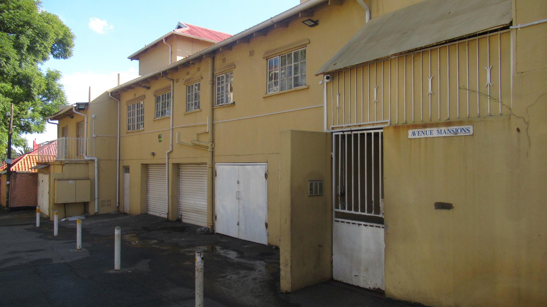 Front View of property in Yeoville