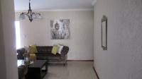 Lounges - 20 square meters of property in Dalpark
