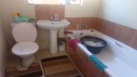 Bathroom 1 of property in Soshanguve East