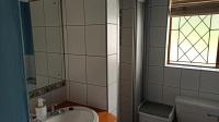 Bathroom 1 - 8 square meters of property in Tulbagh