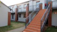 2 Bedroom 1 Bathroom Flat/Apartment for Sale for sale in Mooikloof Ridge