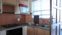 Kitchen - 9 square meters of property in Mooikloof Ridge