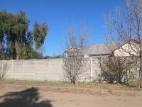 Front View of property in Heilbron
