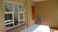 Balcony - 22 square meters of property in Lone Hill