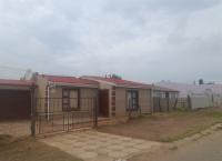 Front View of property in Kwa Nobuhle 