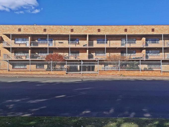 1 Bedroom Apartment for Sale For Sale in Bloemfontein - MR520408