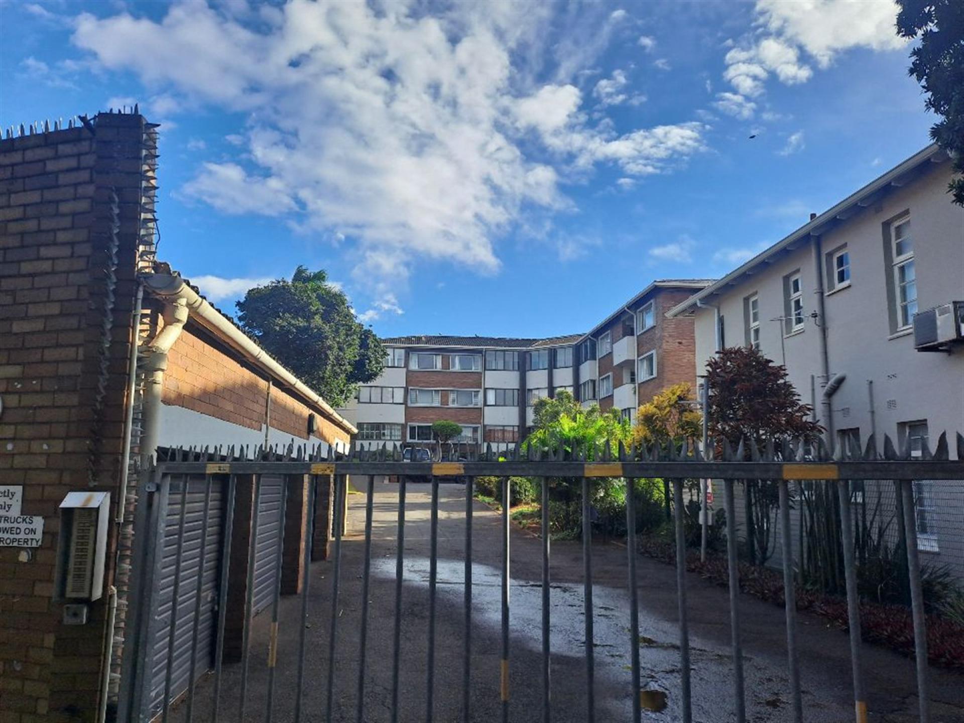 Front View of property in Windermere