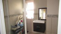 Bathroom 1 - 6 square meters of property in Randburg