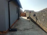  of property in Elindinga