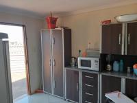 Kitchen - 10 square meters of property in Vosloorus