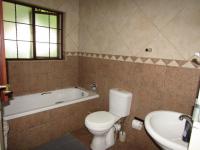 Bathroom 1 - 5 square meters of property in Melodie