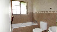 Bathroom 1 - 5 square meters of property in Melodie