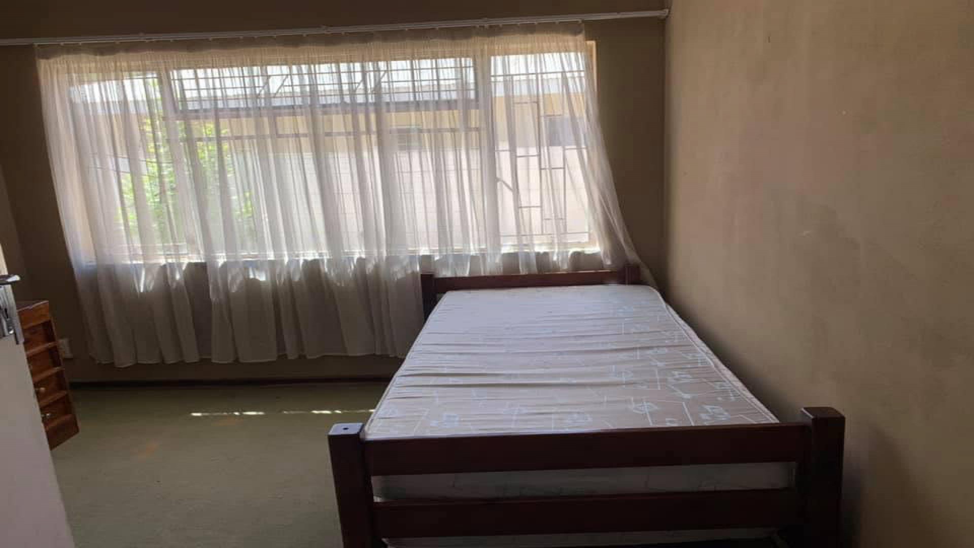 Bed Room 2 of property in Universitas