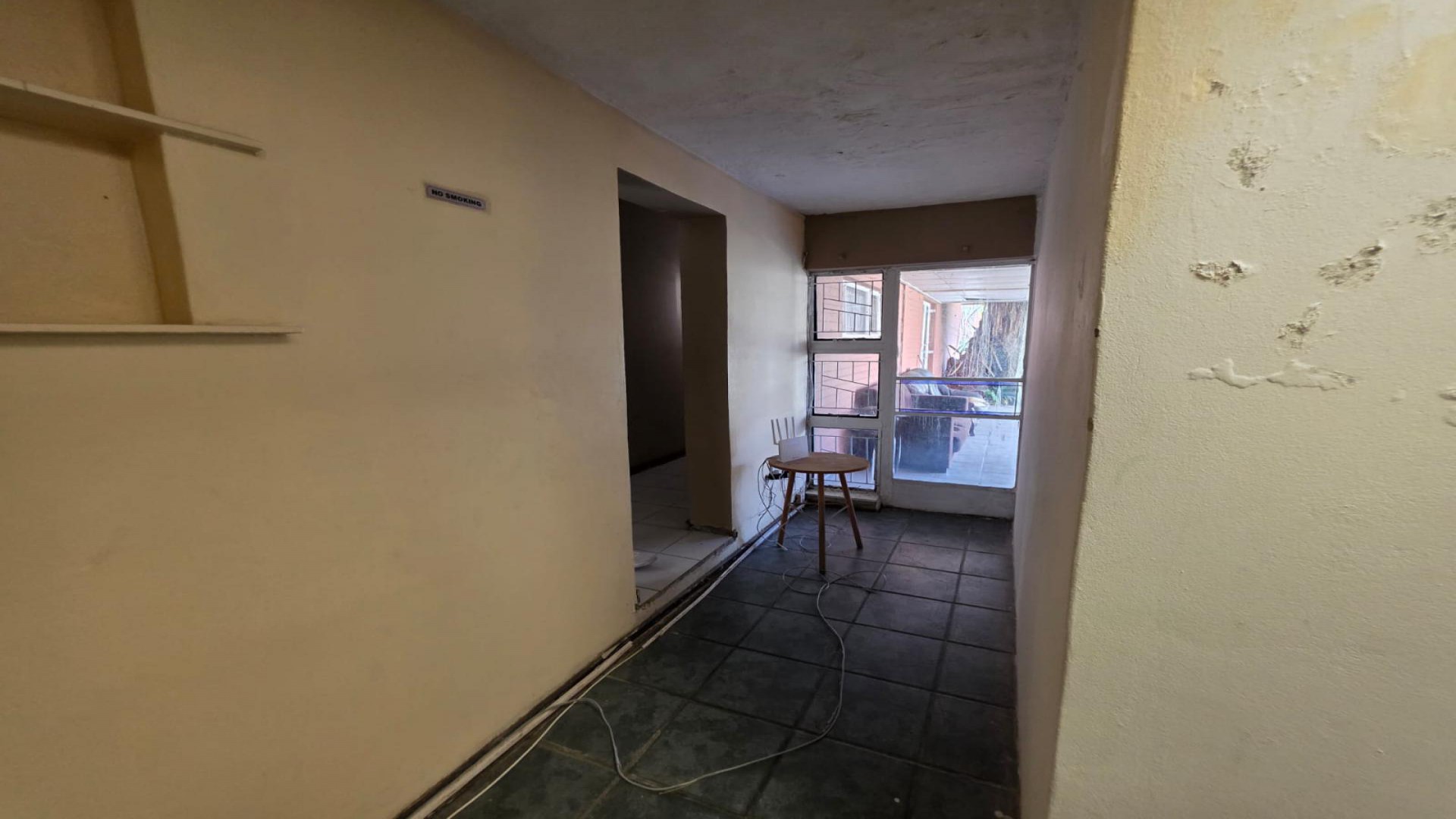 Spaces of property in Universitas