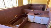 Bathroom 1 of property in Universitas