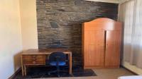 Bed Room 5+ of property in Universitas