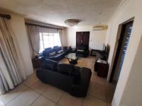 Lounges of property in Mabopane