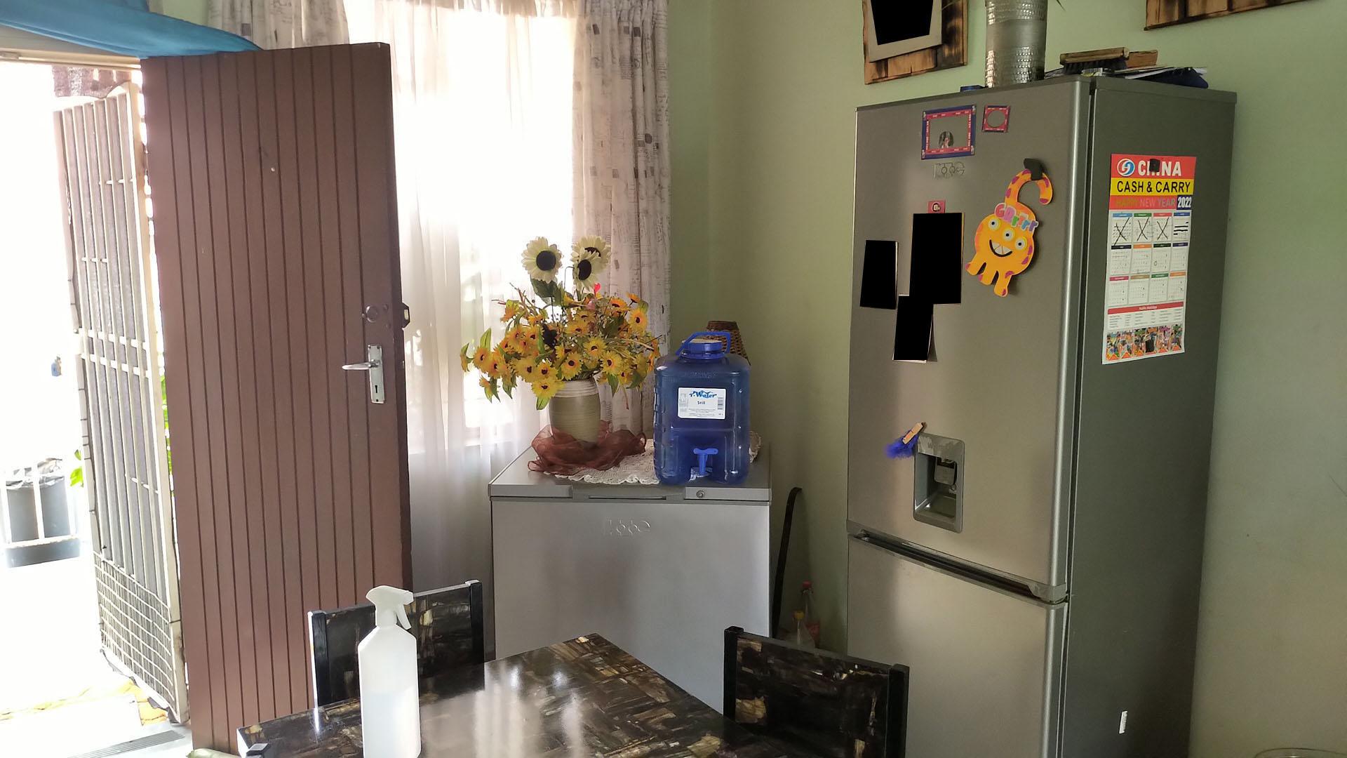 Dining Room - 11 square meters of property in Vanderbijlpark